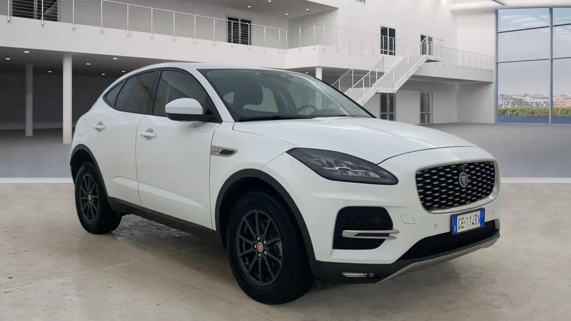 Jaguar E-Pace 2.0d i4 mhev R-Dynamic HSE awd 163cv auto Blanc - 2