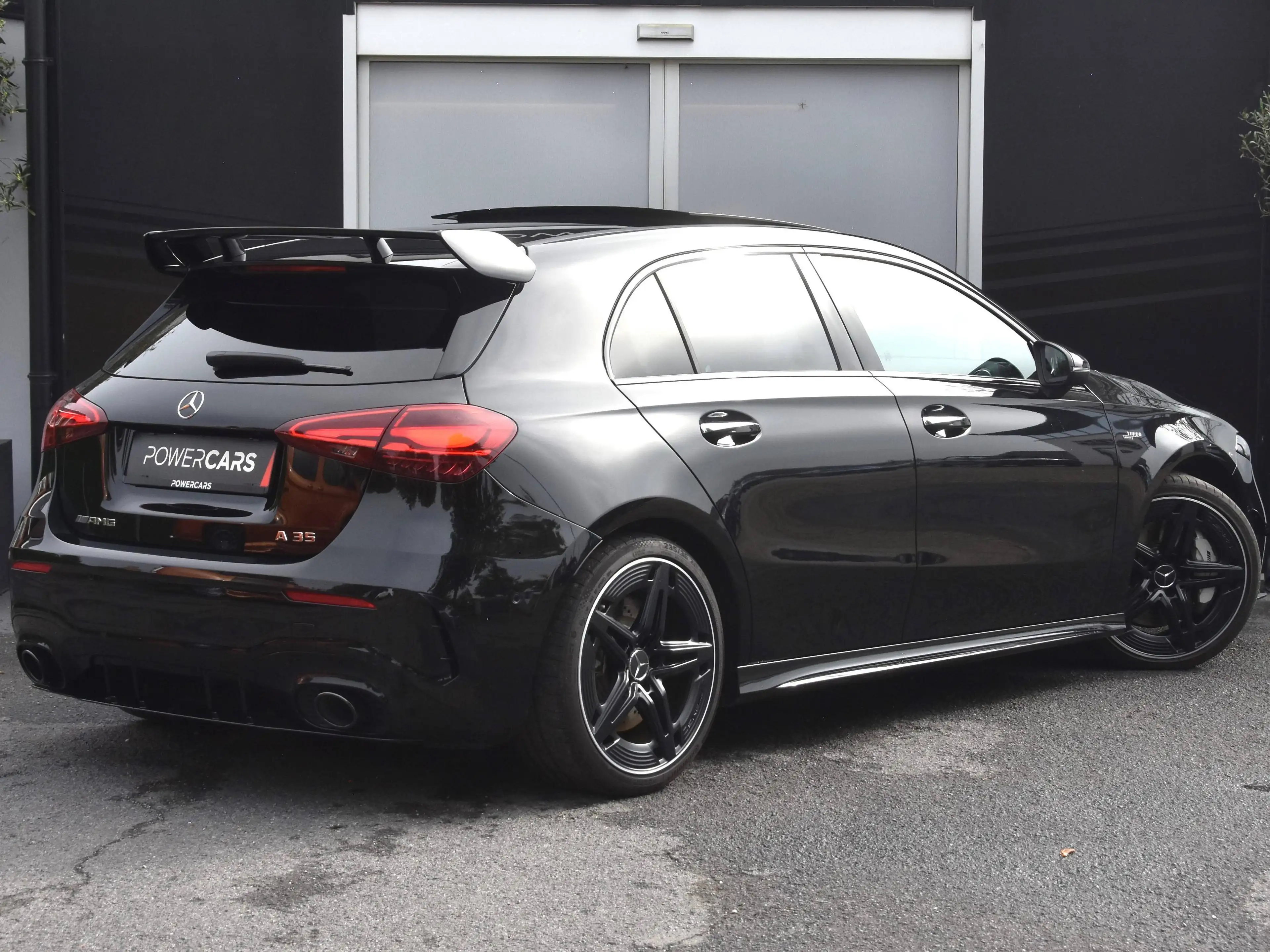 Mercedes-Benz A 35 AMG 4-Matic | Aero Dynamica Pack | Pano | Night — photo 9