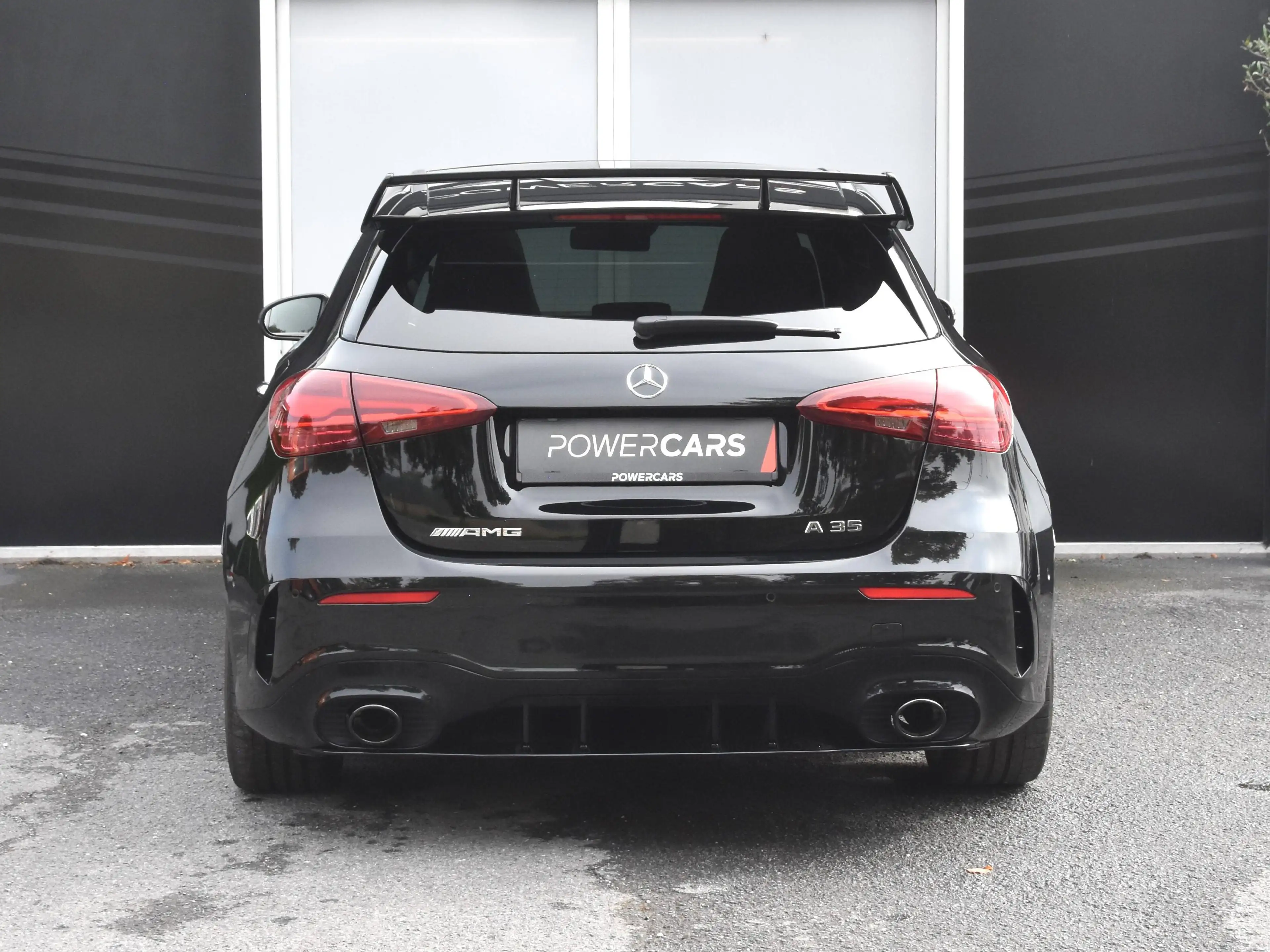 Mercedes-Benz A 35 AMG 4-Matic | Aero Dynamica Pack | Pano | Night — photo 10