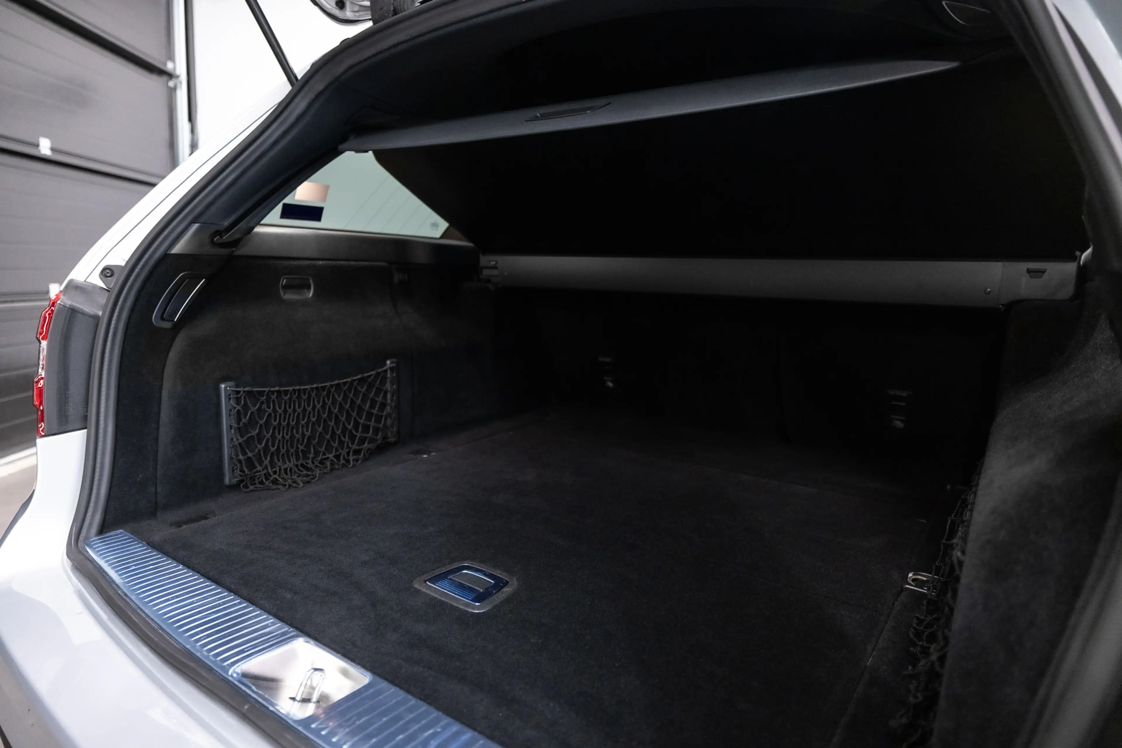 Mercedes-Benz E 63 AMG Estate Fiscale waarde € 12.000,- Dealer auto — photo 42
