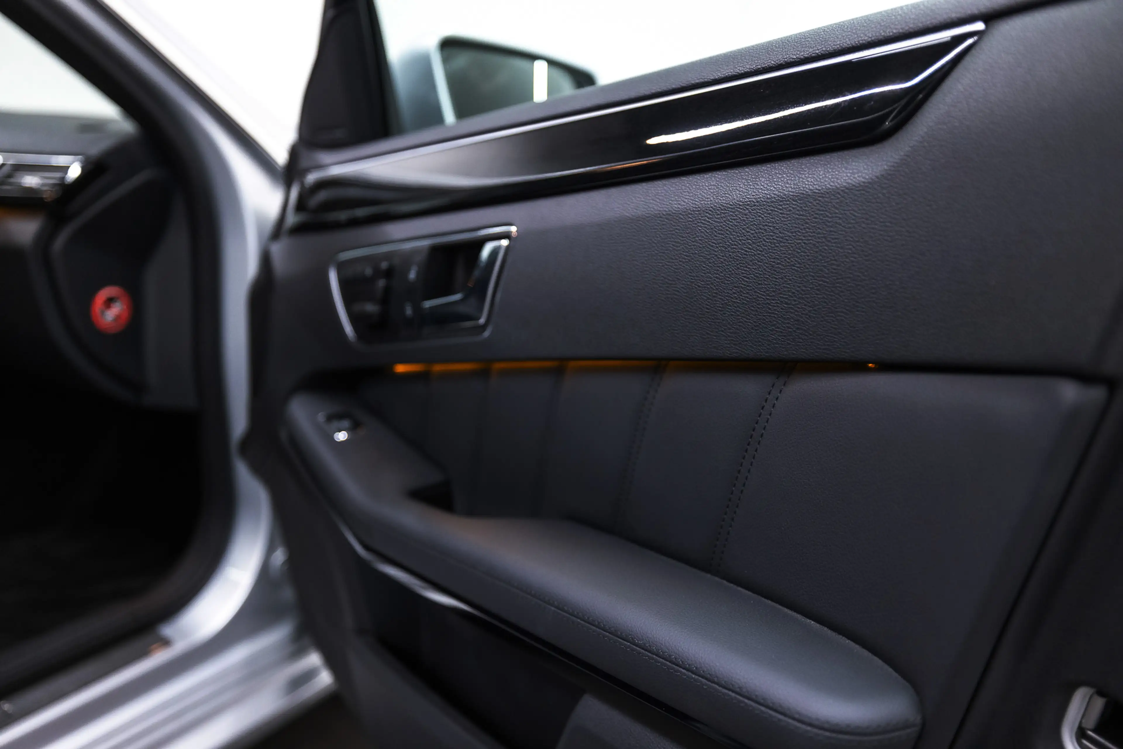 Mercedes-Benz E 63 AMG Estate Fiscale waarde € 12.000,- Dealer auto — photo 44