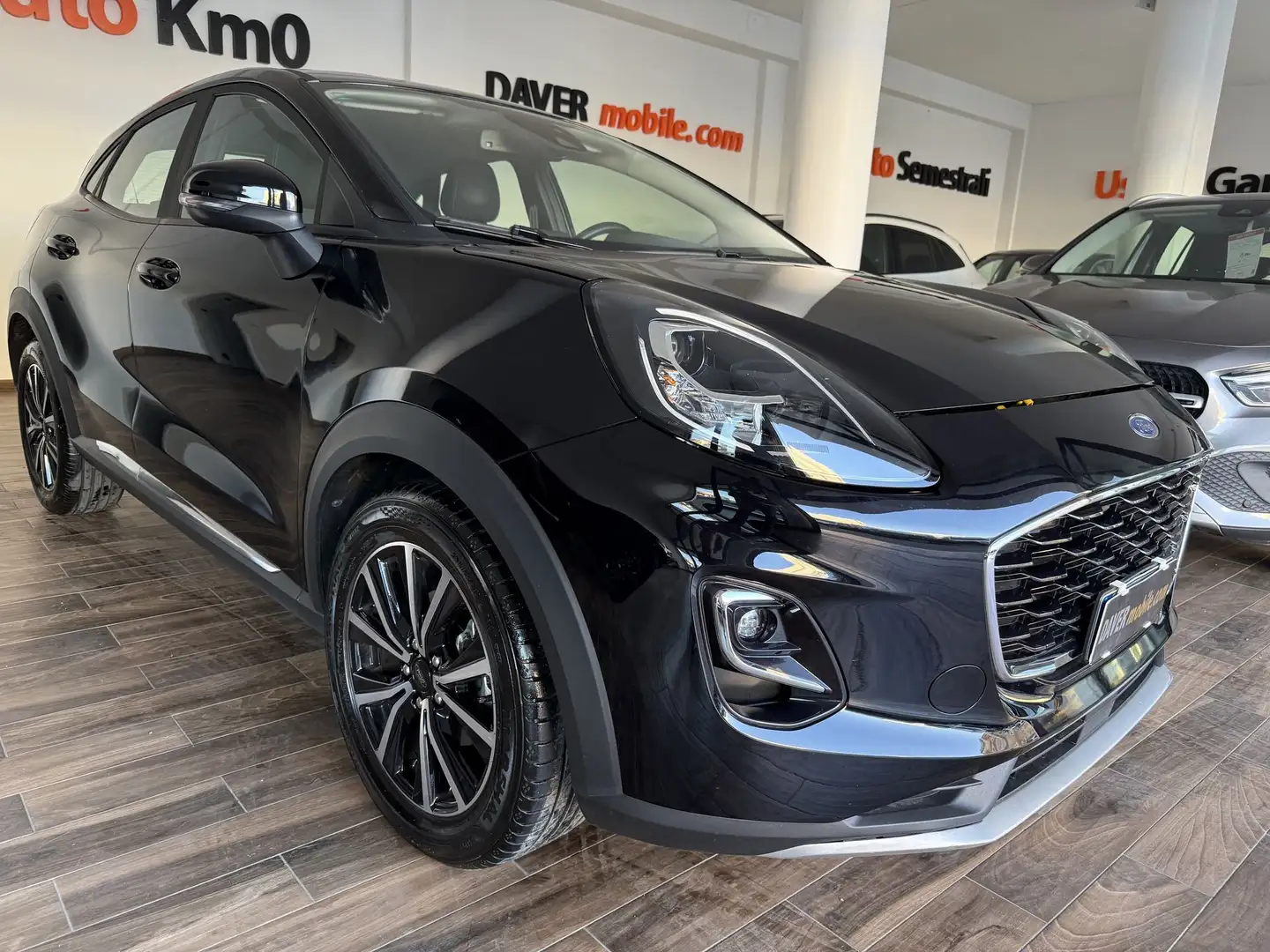 Ford Puma 1.0 EcoBoost Hybrid 125 CV S&S Titanium Nero - 1