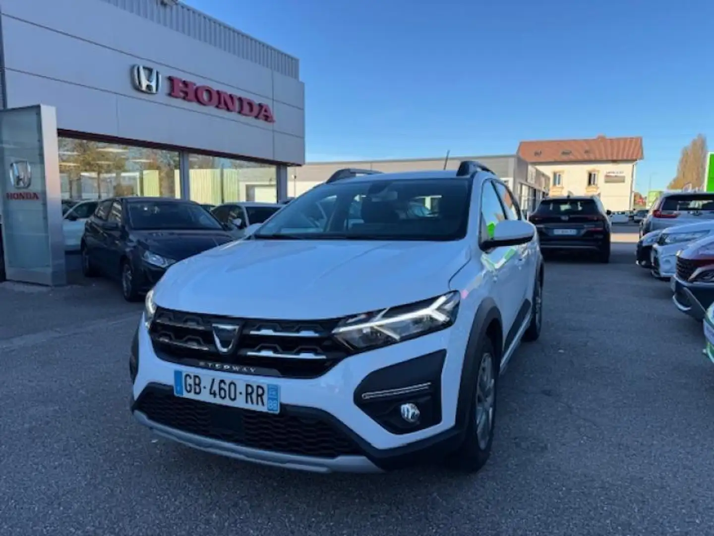 Dacia Sandero 1.0 ECO-G 100ch Stepway Confort Blanc - 1