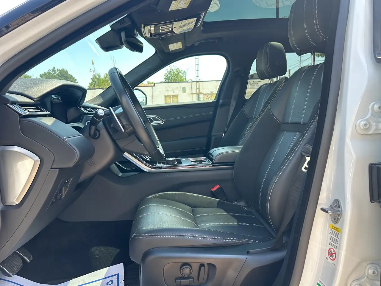 Land Rover Range Rover Velar снимка Land Rover Range Rover Velar