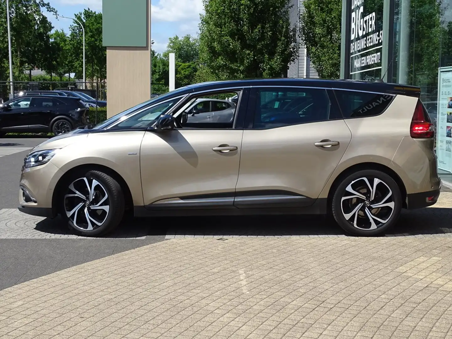 Renault Grand Scenic Bose Edition TCe 140 GPF Beige - 2