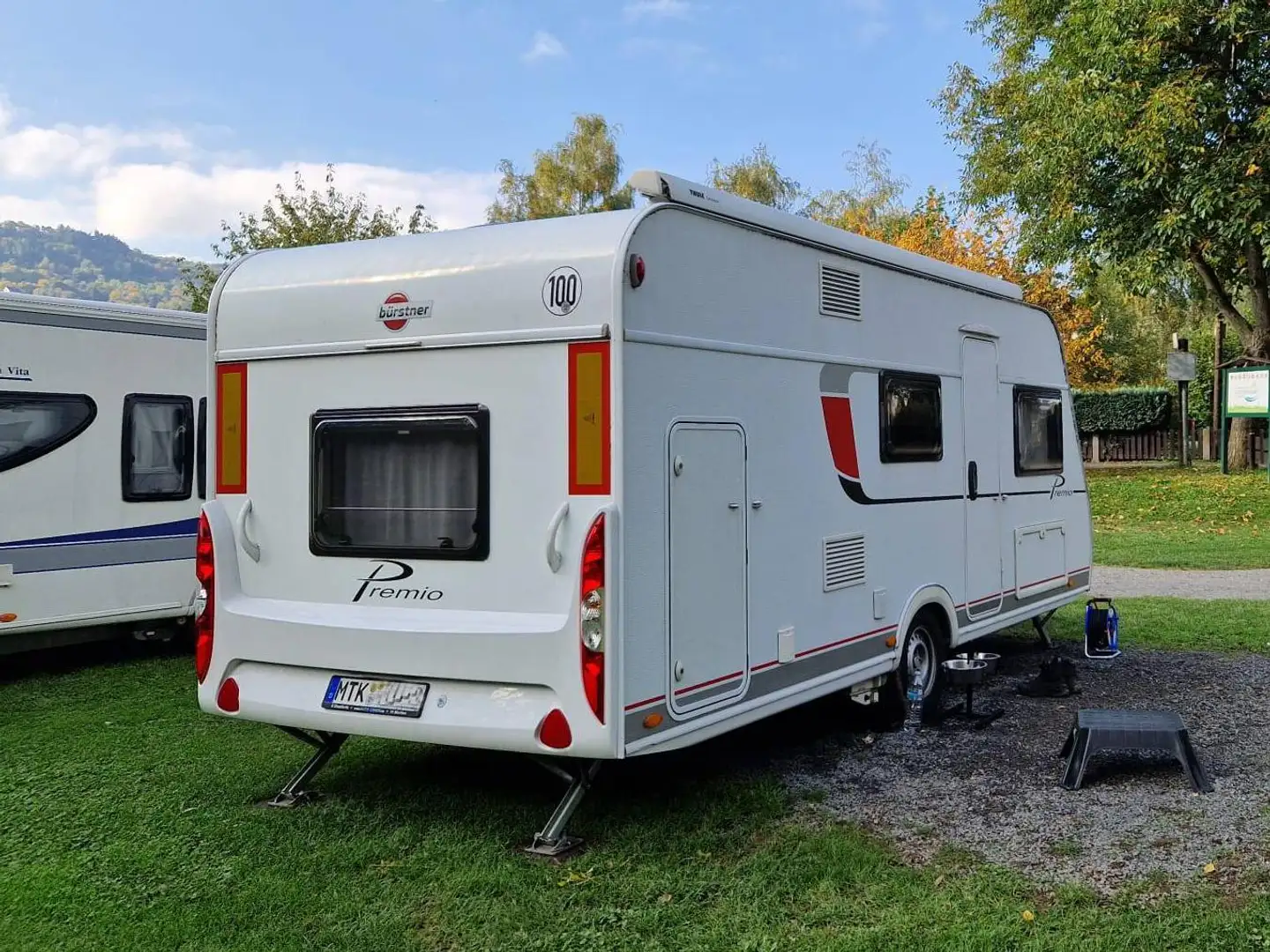 Caravans-Wohnm Bürstner Premio 495 TK Weiß - 1