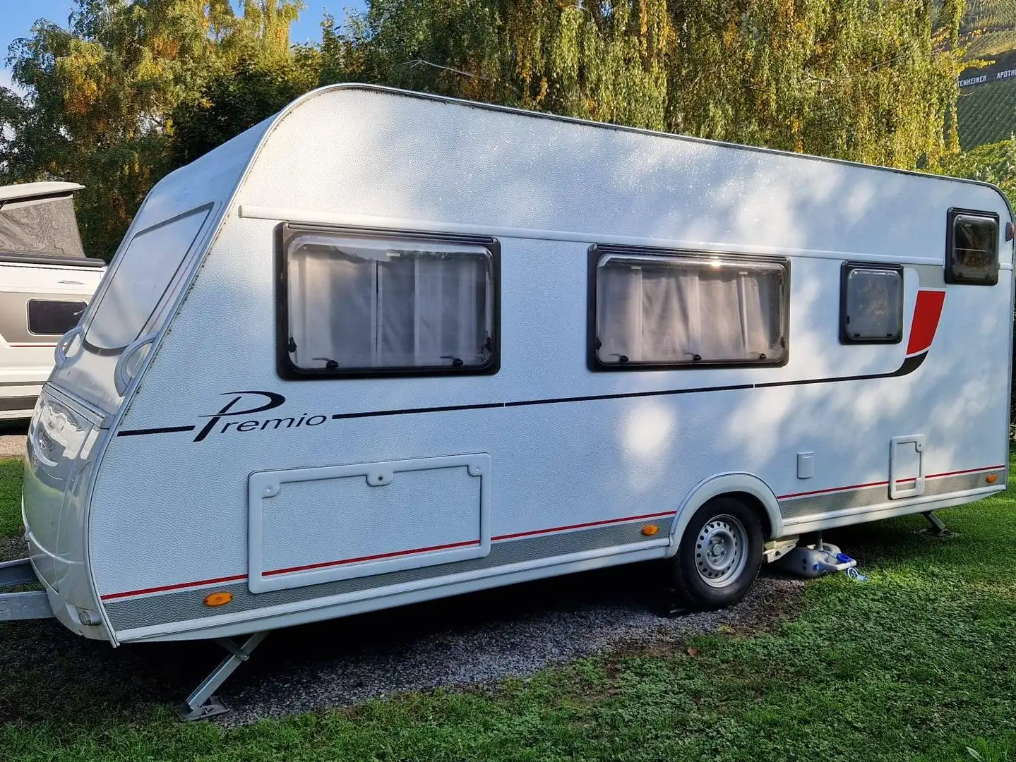 Caravans-Wohnm Bürstner Premio 495 TK Weiß - 2