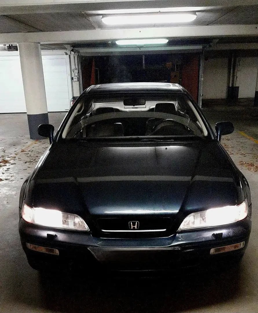 Honda Legend - 1