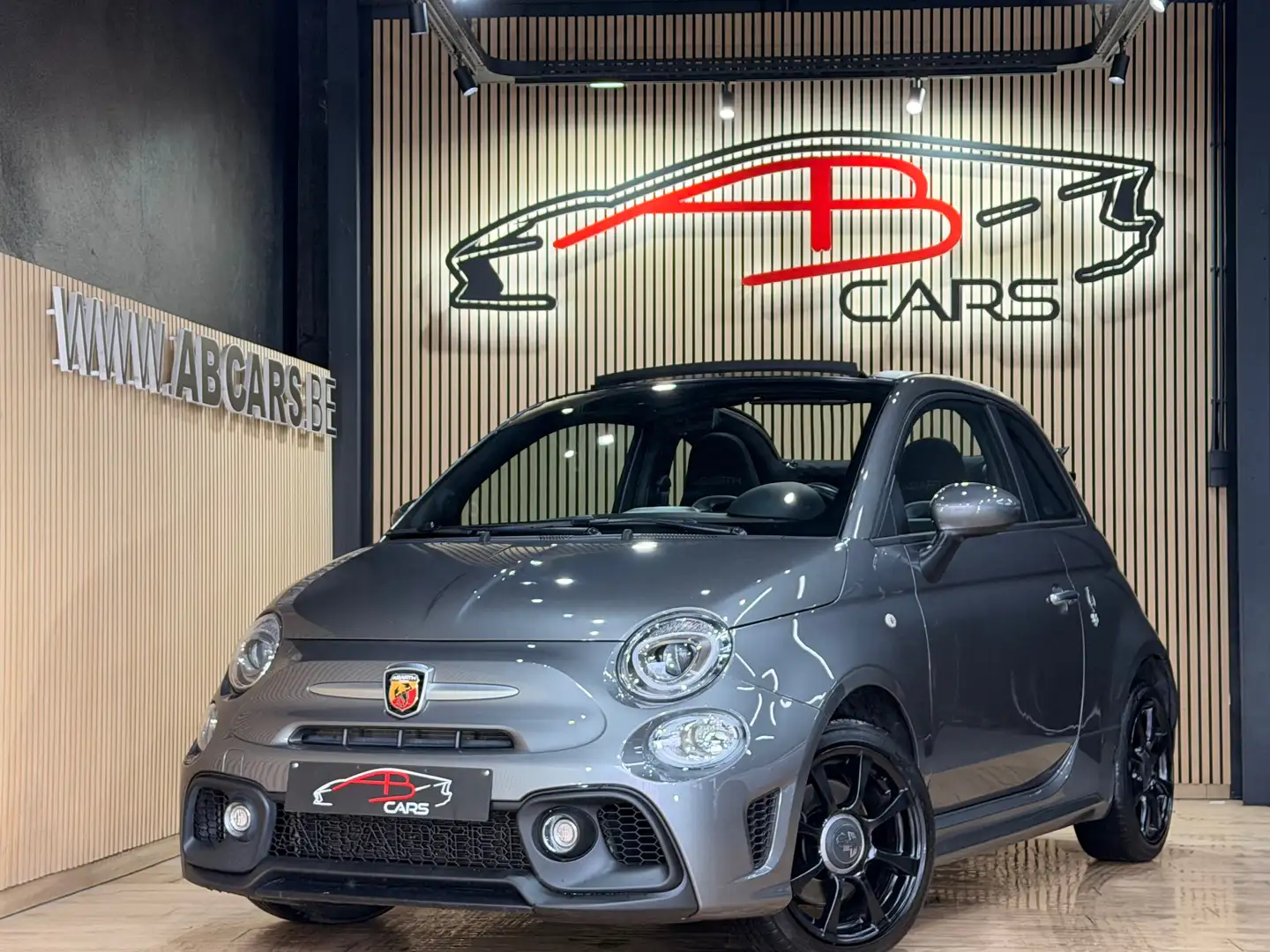 Abarth 595C 1.4 T-Jet * 70 ANNIVERSAIRE * GAR 12 MOIS * Grijs - 1