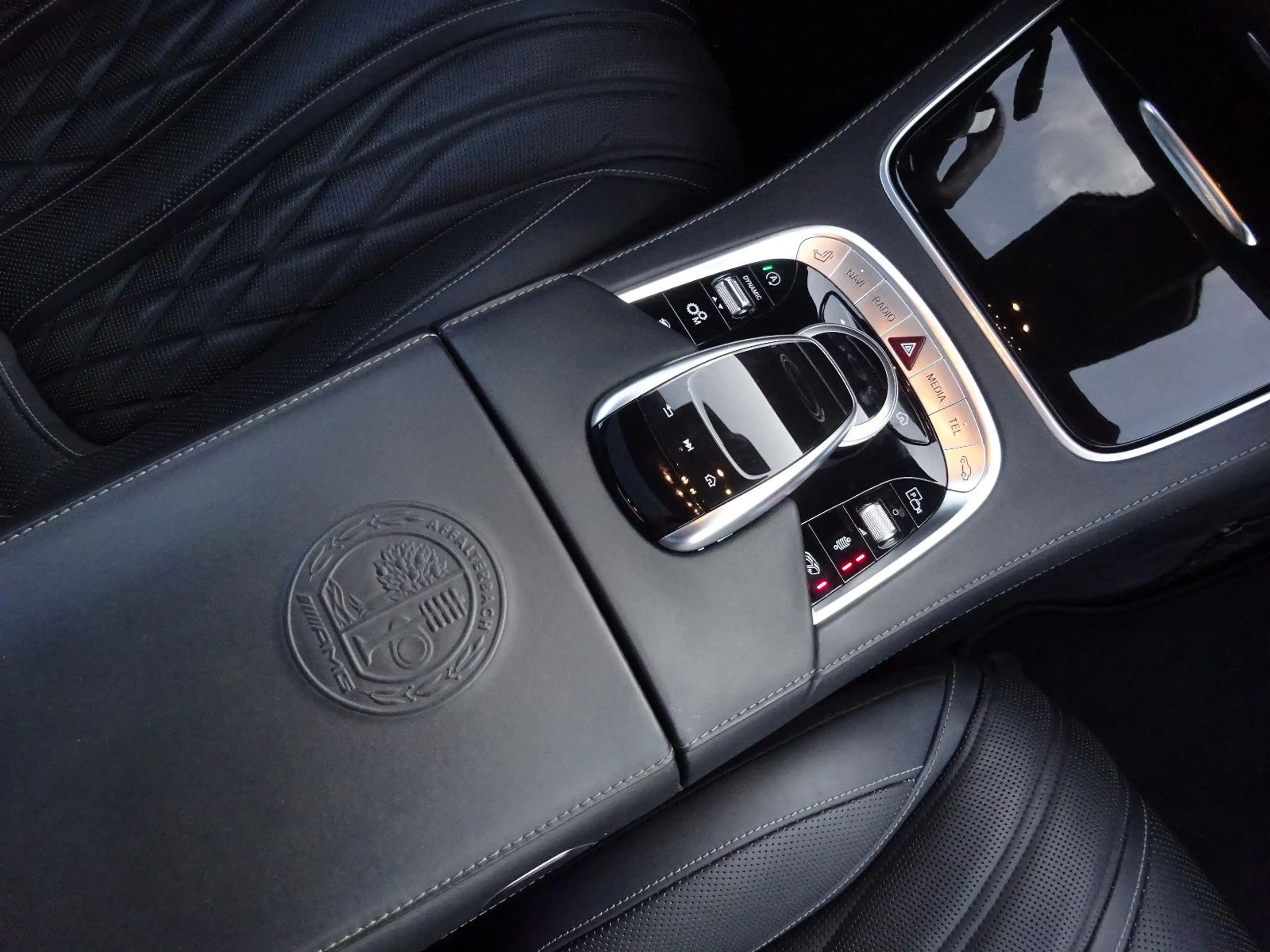 Mercedes-Benz S 63 AMG Coupe 4Matic+ AMG DRIVER´S PACK PERFORM — photo 17