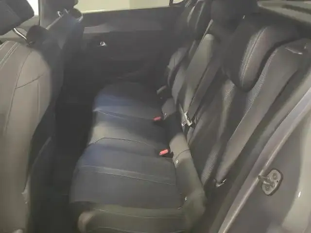 Peugeot 308 view 10