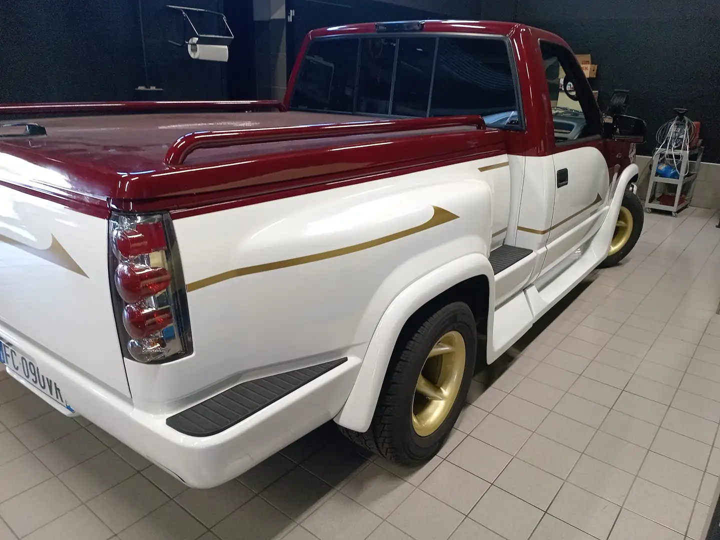 Chevrolet C1500 Silverado Weiß - 1