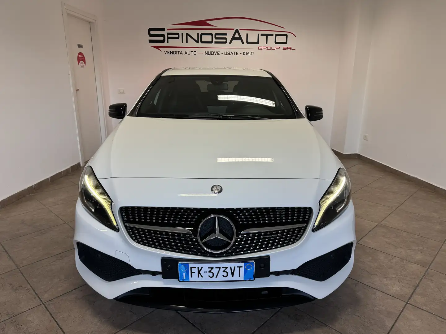 Mercedes-Benz A 200 d Premium AMG 4matic auto my17 - 2