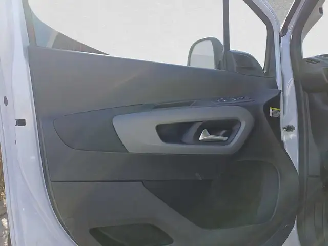 Citroen Berlingo view 14