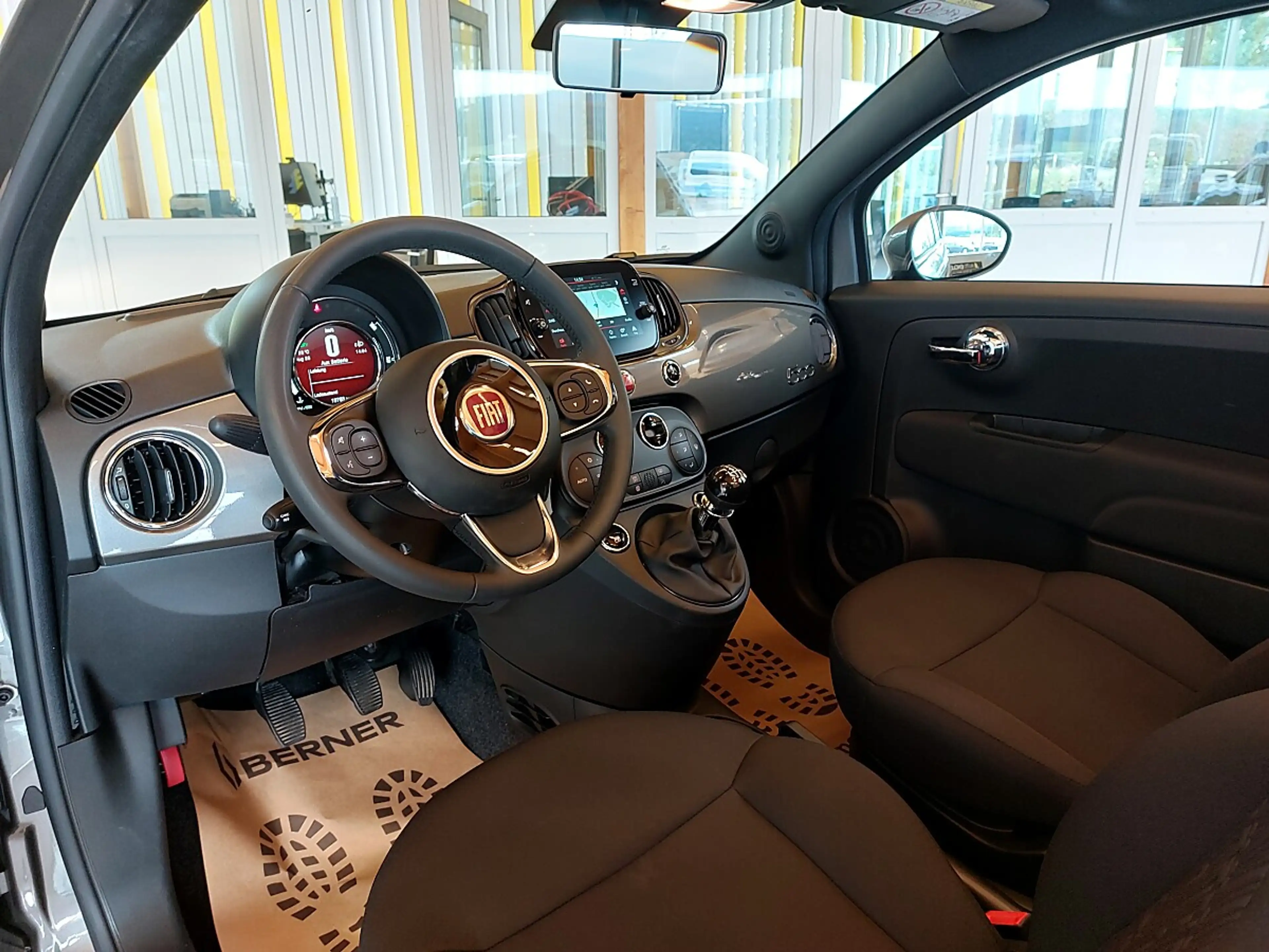 Fiat 500C FireFly Mild-Hybrid 70 Top Cabrio — photo 12