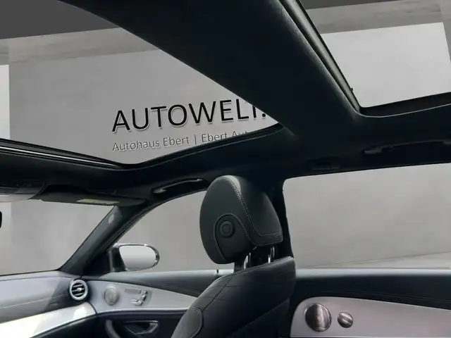Mercedes-Benz E-Class view 13