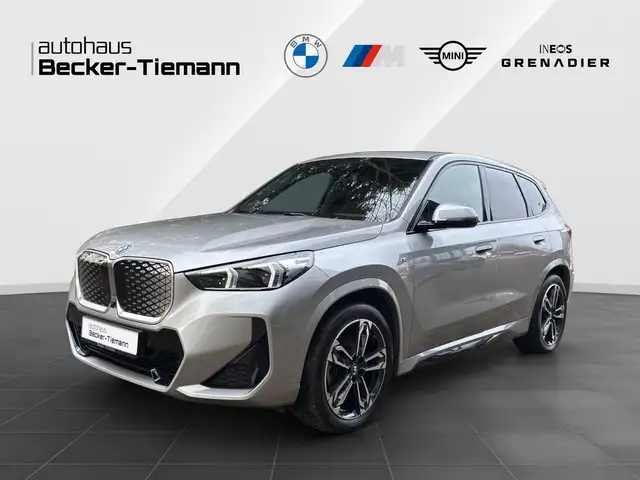 BMW iX 1 xDrive30 M Sport | AHK | 360° | HuD | HarmanK |