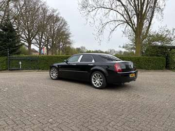 300C 5.7 V8 HEMI