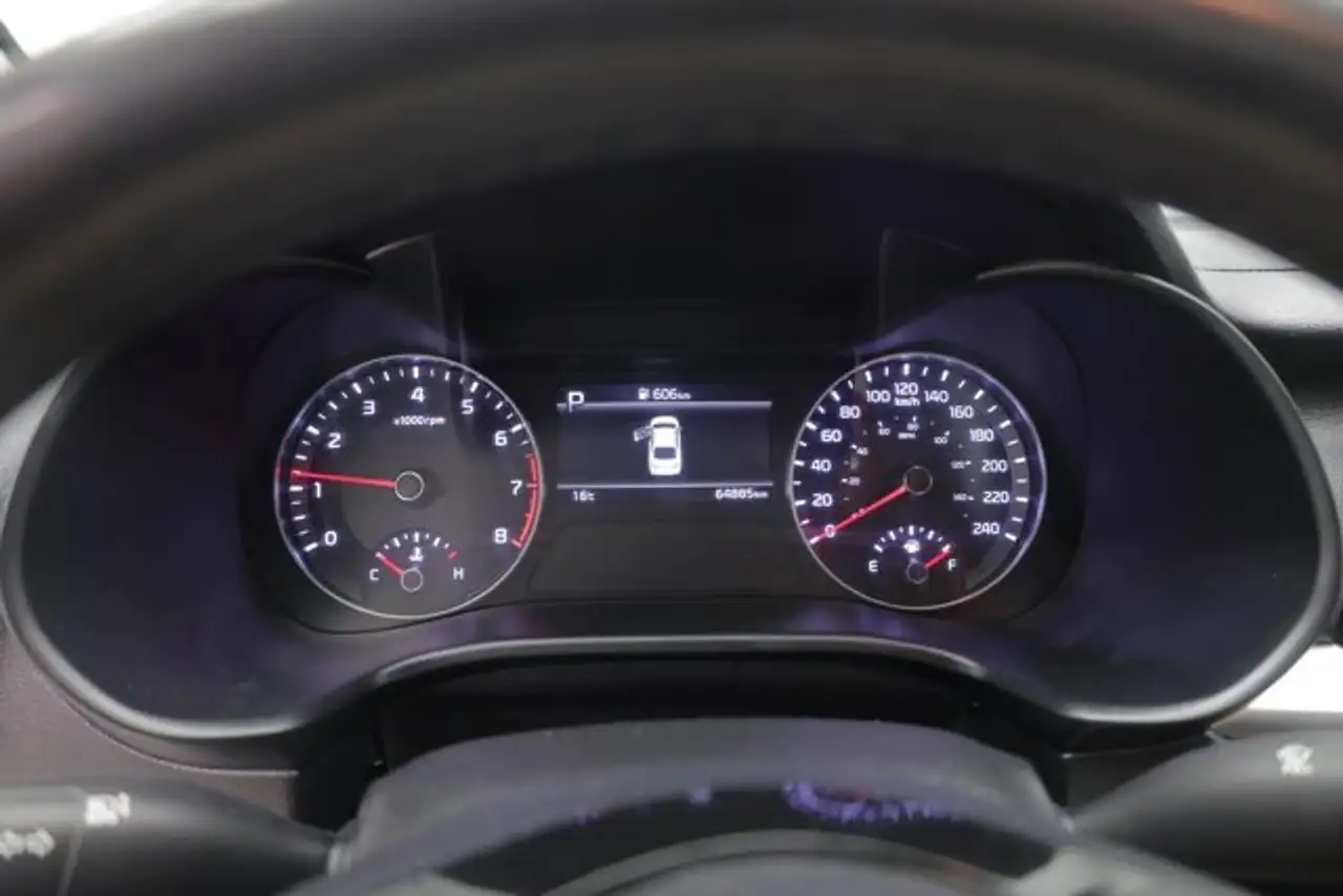 Kia Forte снимка Kia Forte