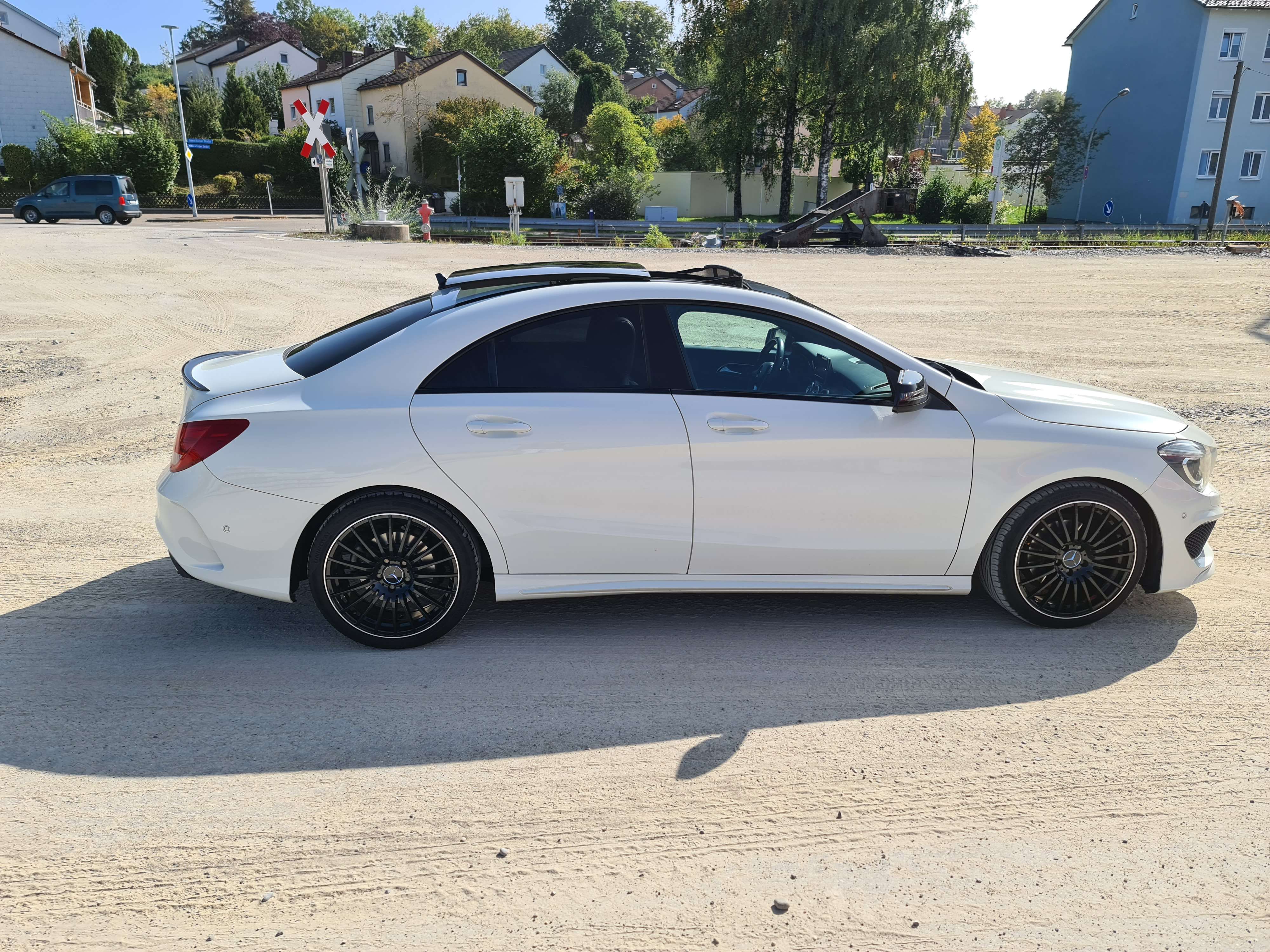 Second hand Mercedes Benz Cla-Class 200