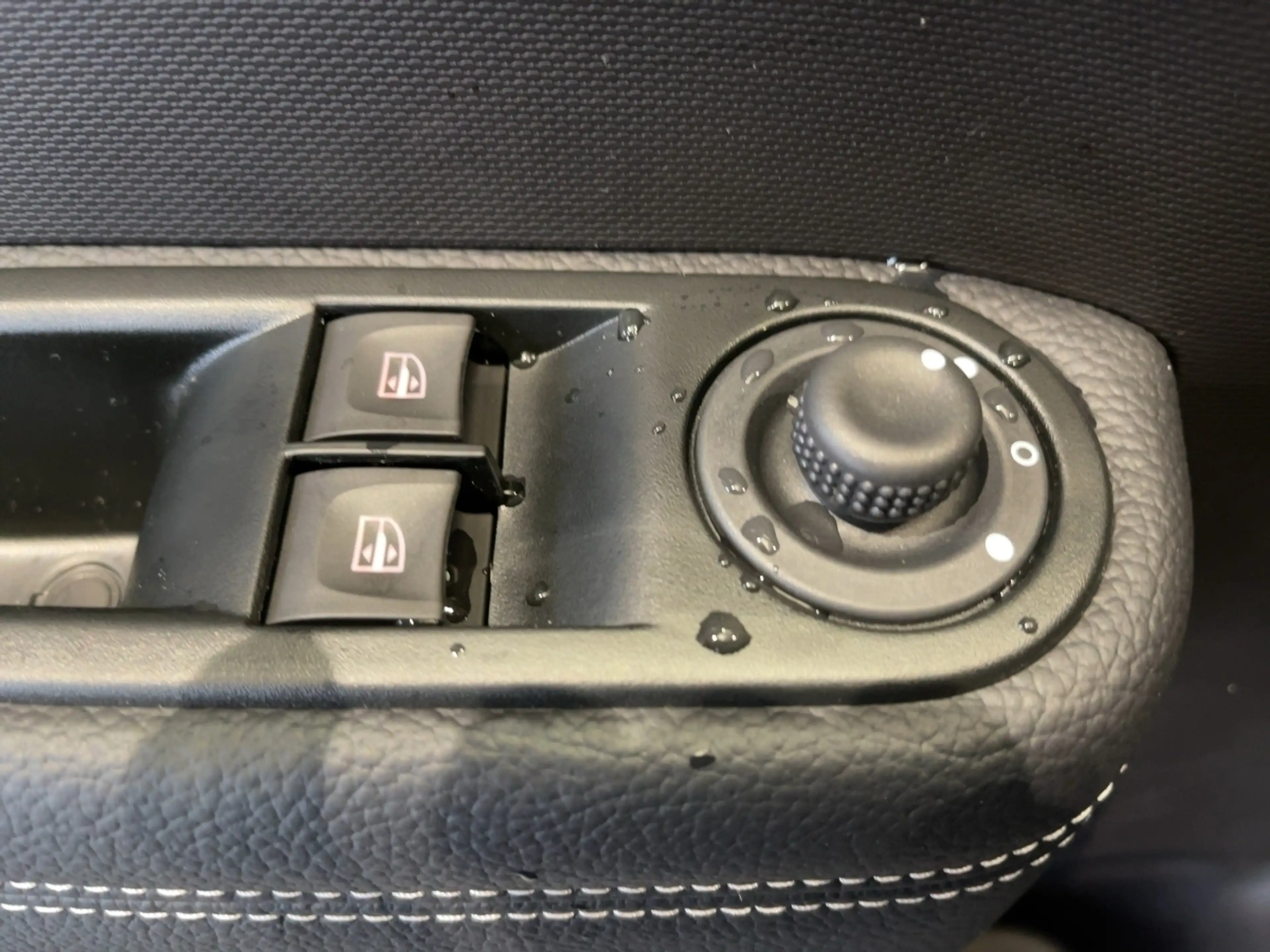 Renault Twingo E-TECH *SHZ, PDC, Klima * — photo 13