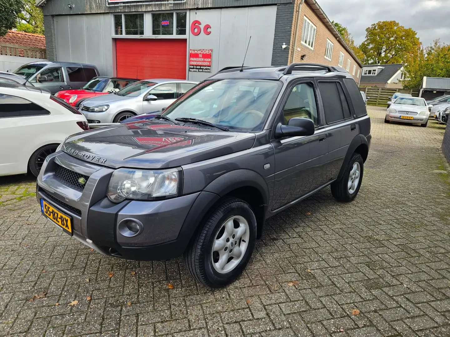 Land Rover Freelander Station Wagon 2.0 Td4 S Summit Grijskenteken - 2
