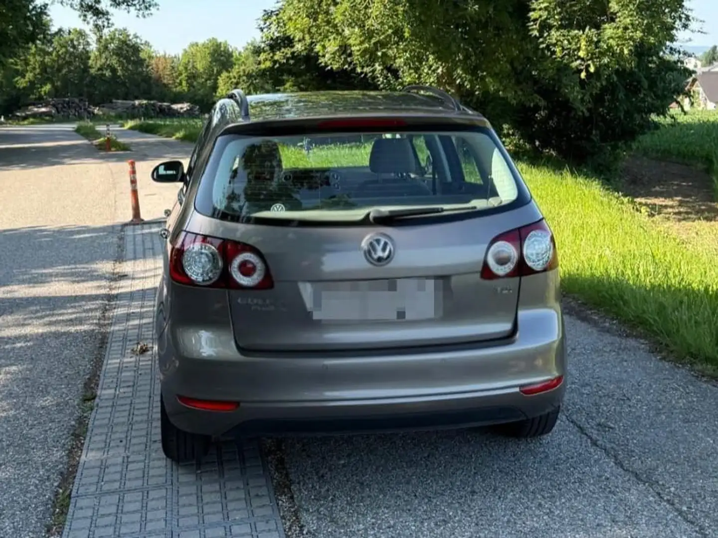 Volkswagen Golf Plus Rabbit 1,6 TDI DPF Braun - 2
