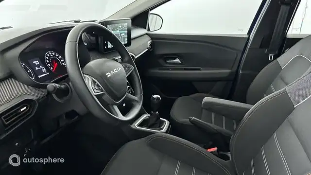 Dacia Sandero view 12