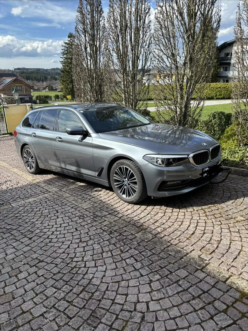 BMW 520 520d Touring Österreich-Paket Aut. - 1