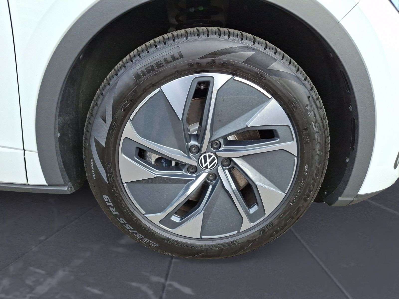 Volkswagen ID.5