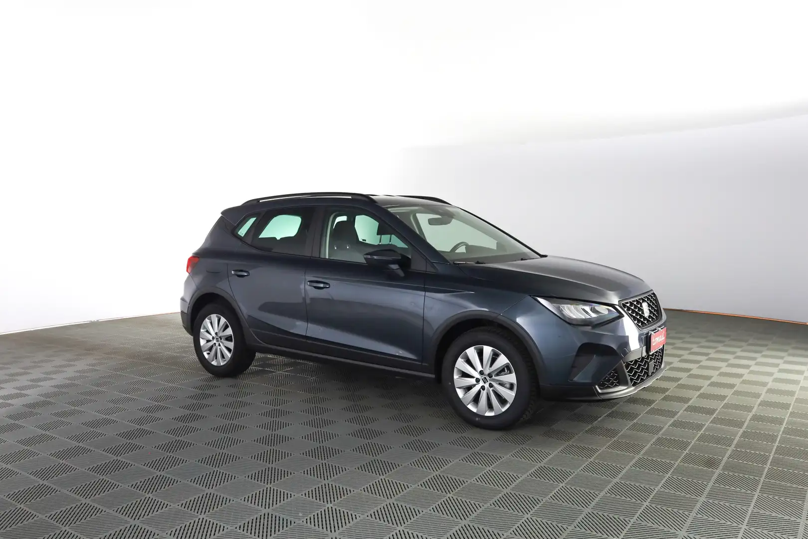 SEAT Arona 1.0 EcoTSI Style NAVIGATION PACK,SPRING PACK Grigio - 2