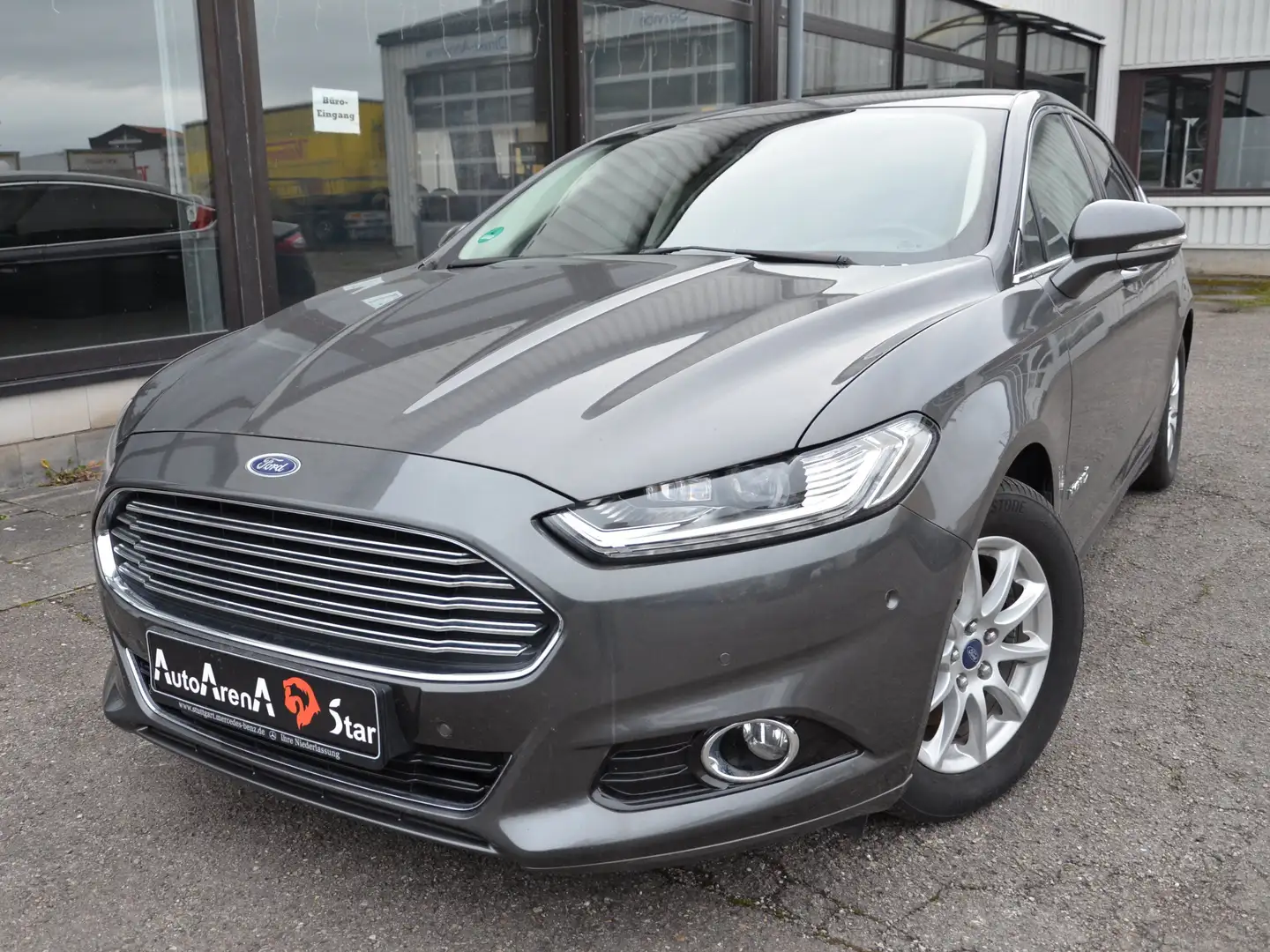 Ford Mondeo 2,0 Hybrid,Alu,Klima.LED,Navi,PDC,Shz,Leder,Kamera Šedá - 1