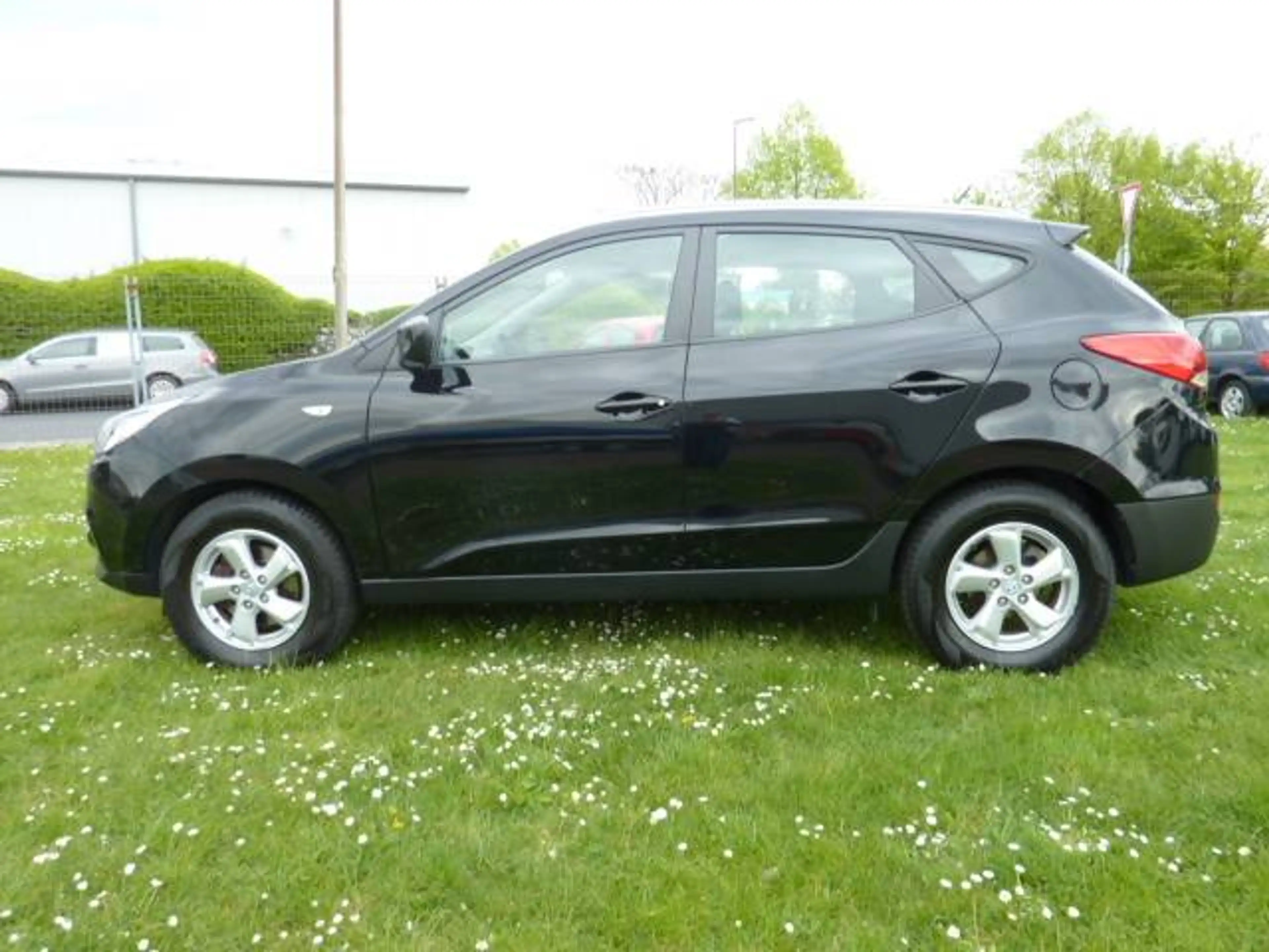 Hyundai iX35 5 Star Edition 6*Airbag Alufelgen AHK TOP D-Reling — photo 4