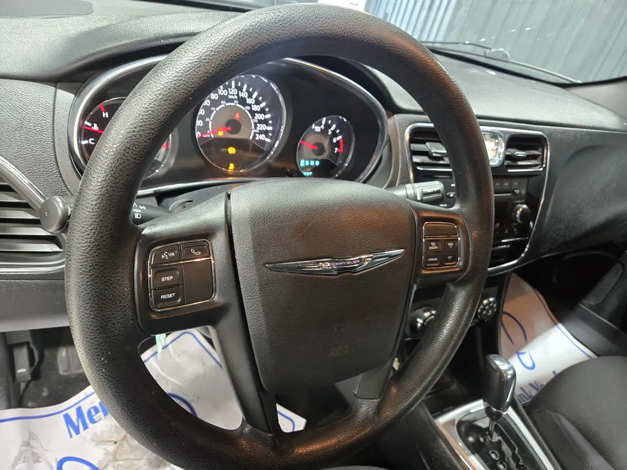 Chrysler 200 photo Chrysler 200