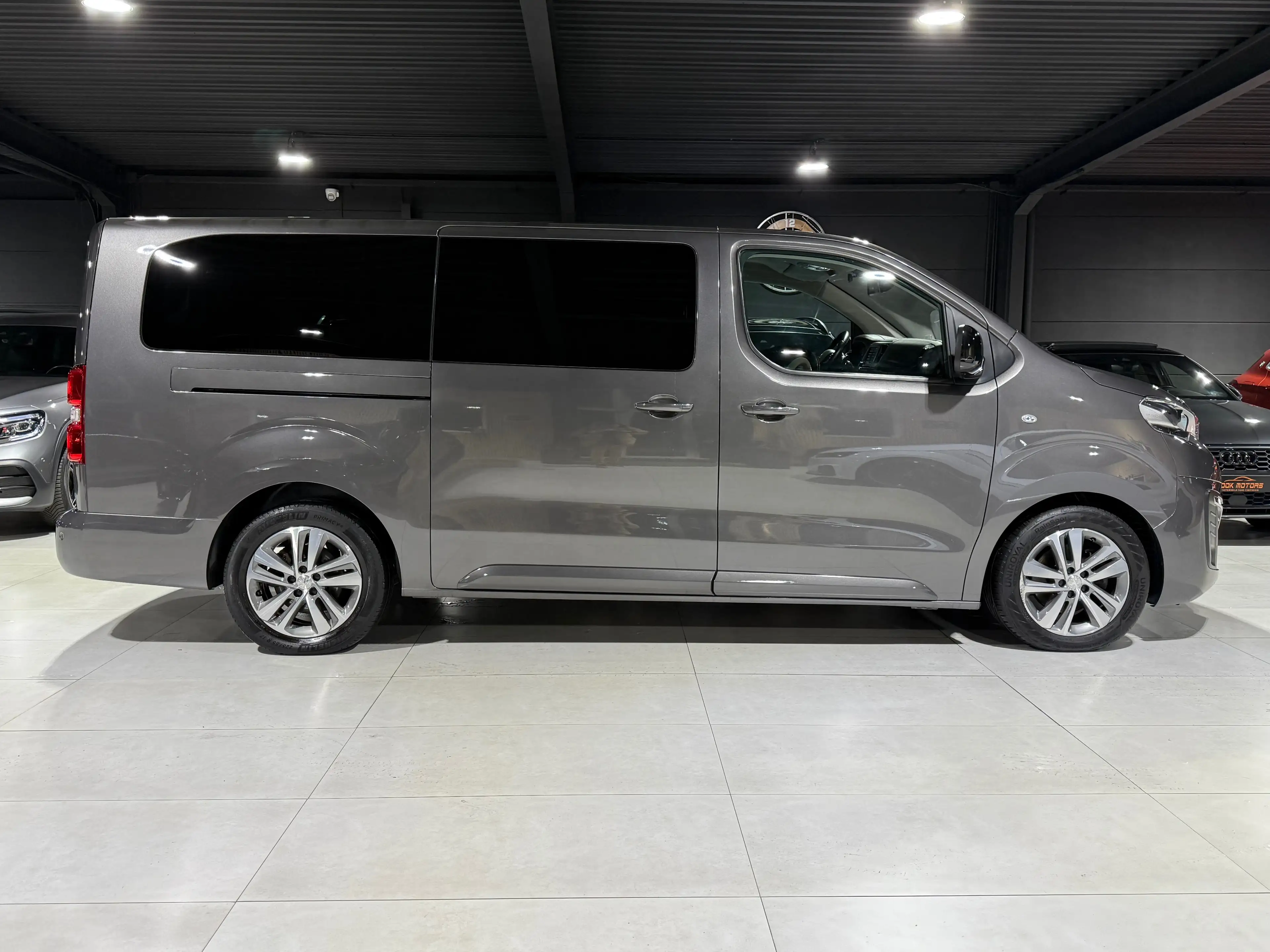 Peugeot Traveller 2.0 HDi AUTO XL Long 8 PLACE PANO GPS CAM FULL FUL — photo 8
