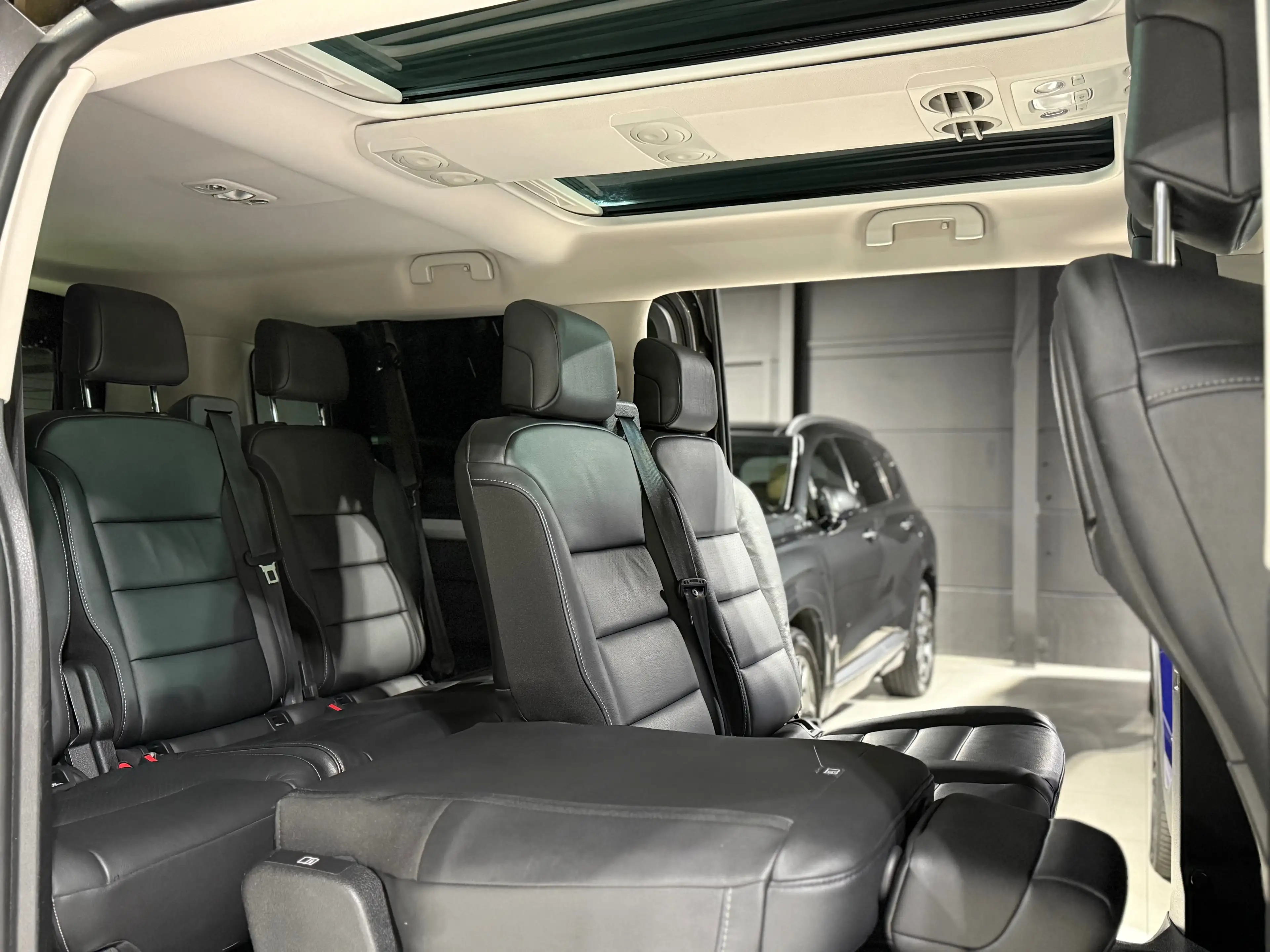 Peugeot Traveller 2.0 HDi AUTO XL Long 8 PLACE PANO GPS CAM FULL FUL — photo 12