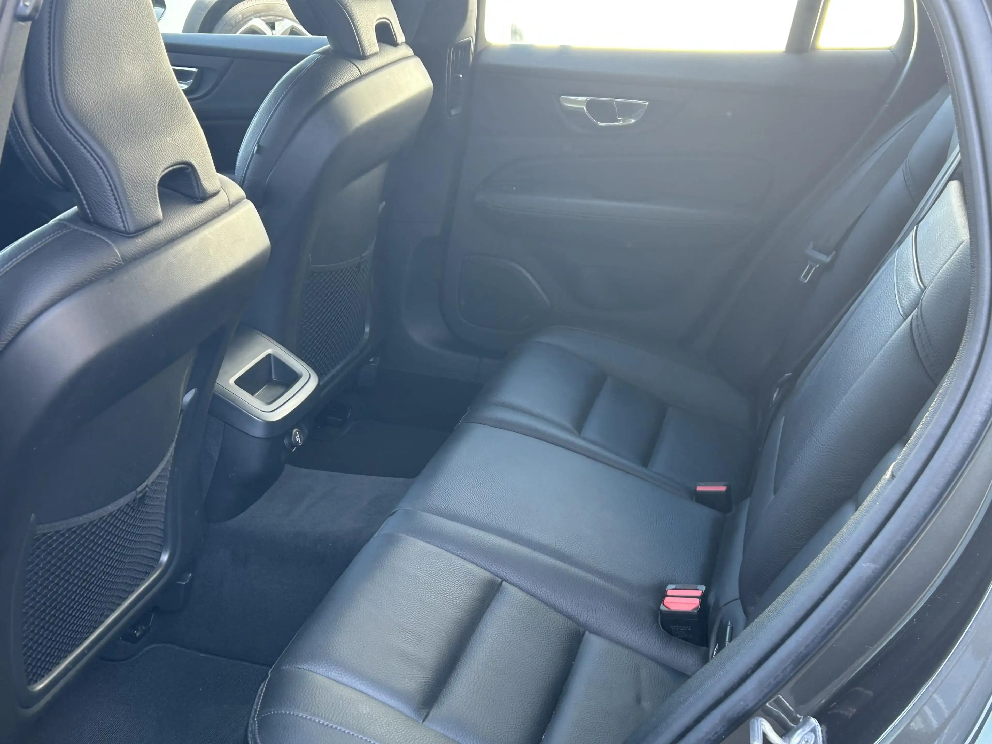 Volvo V60 Cross Country 2.0 T5 AWD Pro | Automaat | Leder | Winter Pack — photo 8