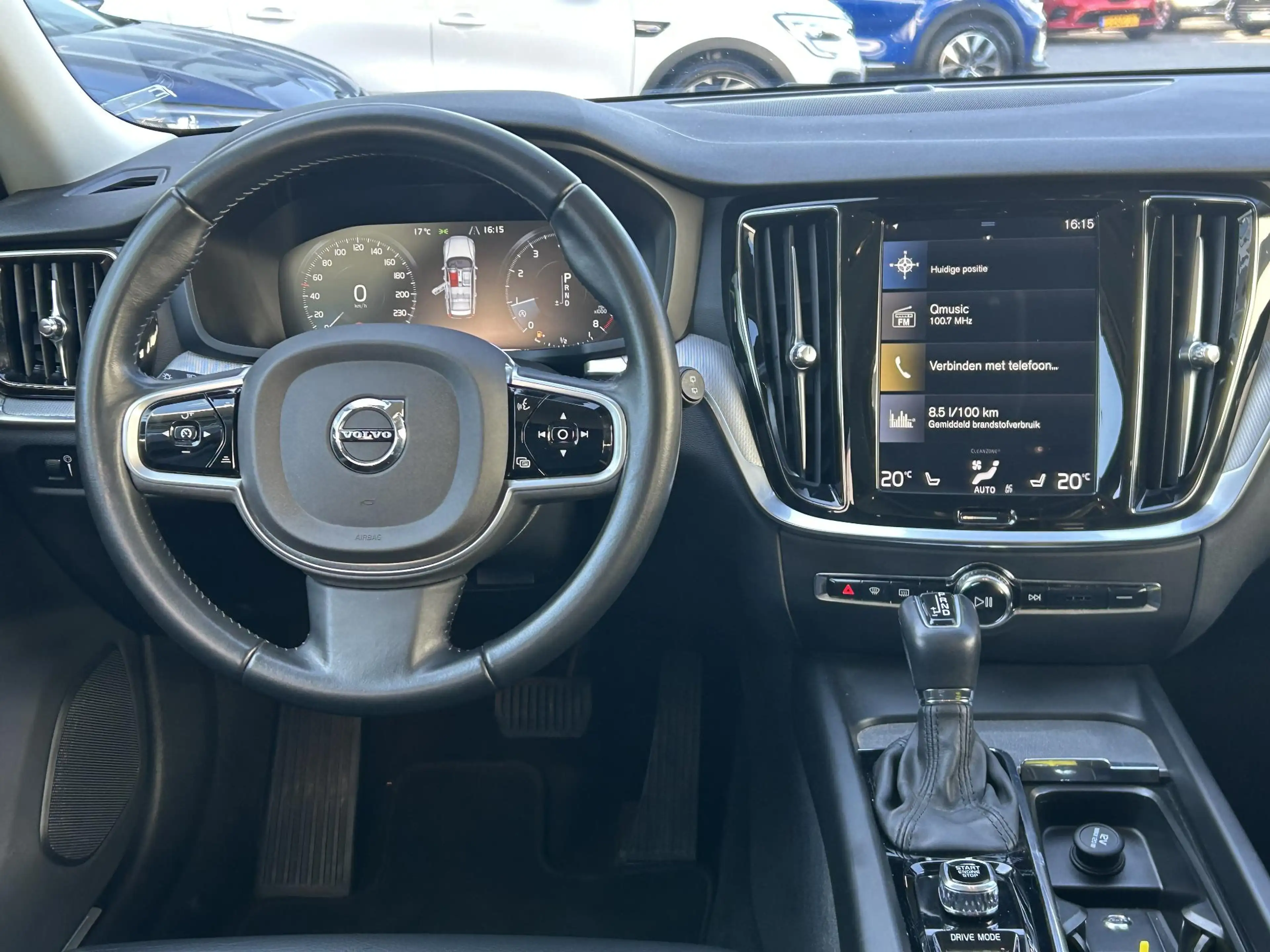 Volvo V60 Cross Country 2.0 T5 AWD Pro | Automaat | Leder | Winter Pack — photo 9