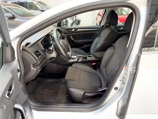 Renault Megane view 8