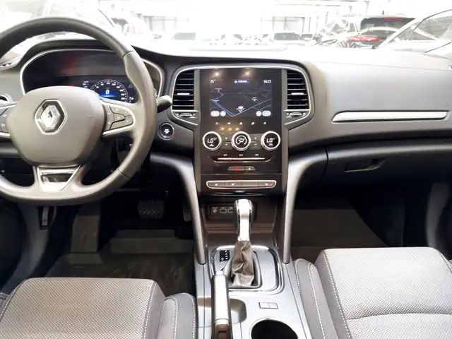 Renault Megane view 11