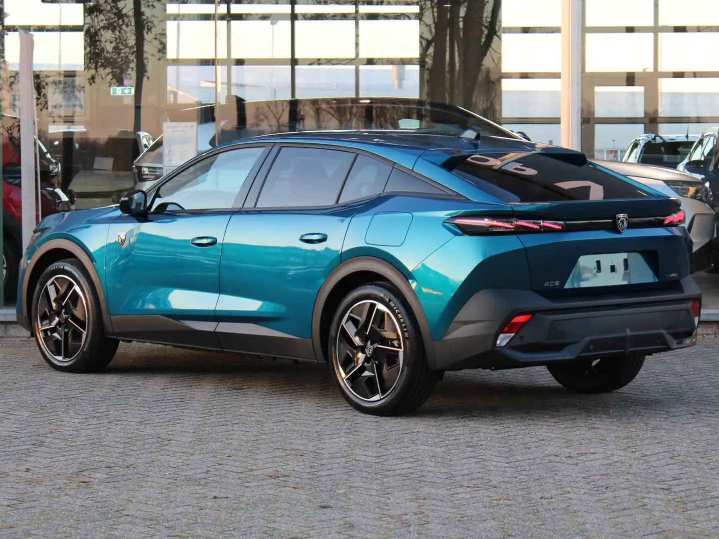 Peugeot 408 1.6 HYbrid GT 180 EAT8 VOORRAAD KORTING - 2