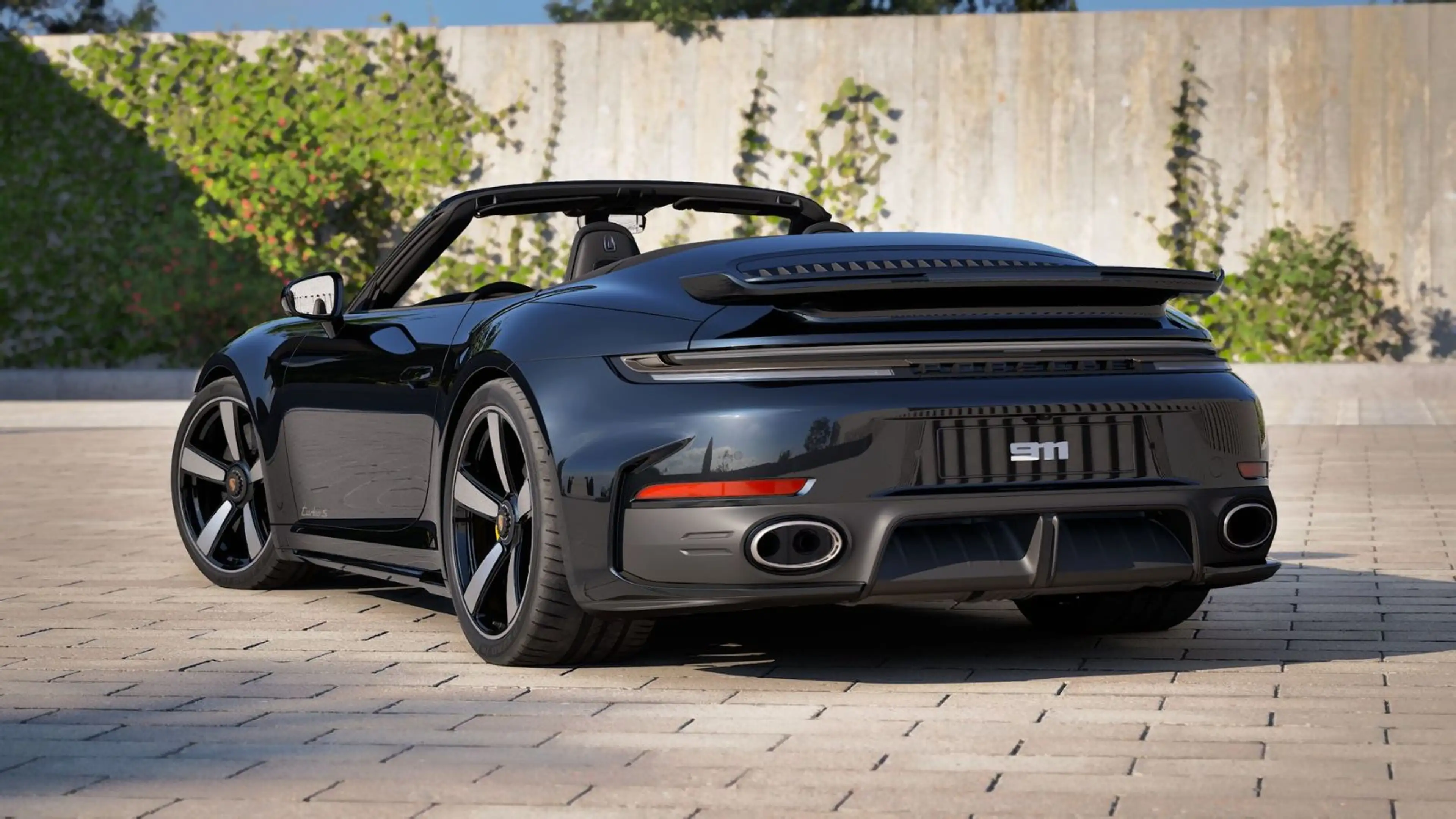 Porsche 992 (911) Turbo S Cabrio | SportDesign Paket | — photo 5
