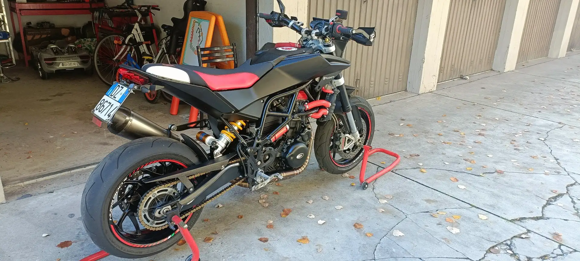 Husqvarna Nuda 900 Noir - 1