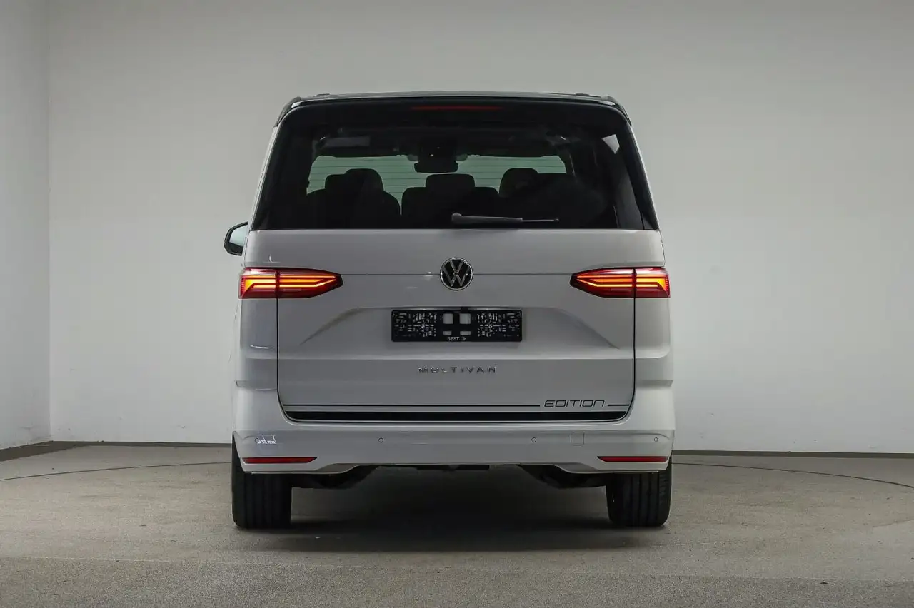 Volkswagen T7 Multivan Multivan Life 2.0 l TSI *ACC*RFK*SZHZG*AHK* 6