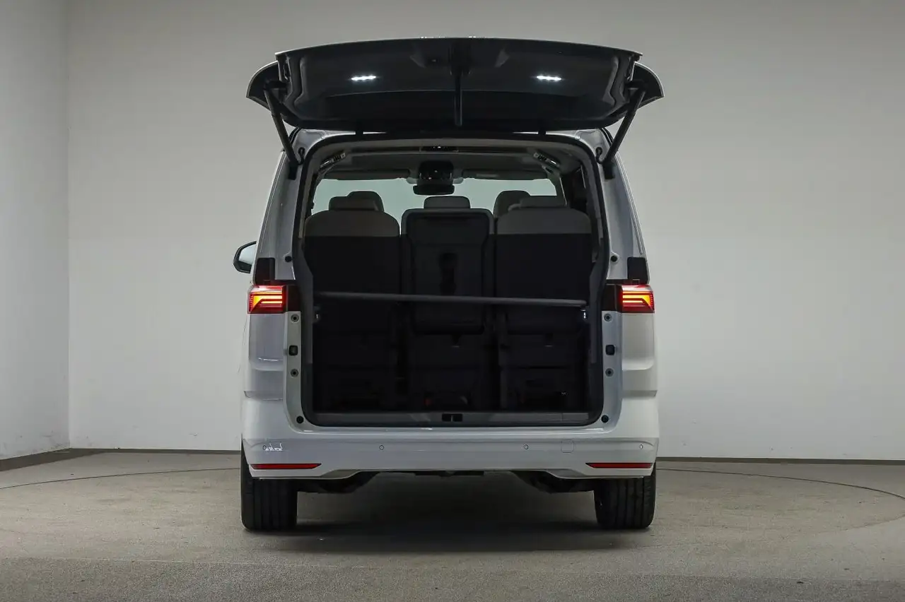 Volkswagen T7 Multivan Multivan Life 2.0 l TSI *ACC*RFK*SZHZG*AHK* 7