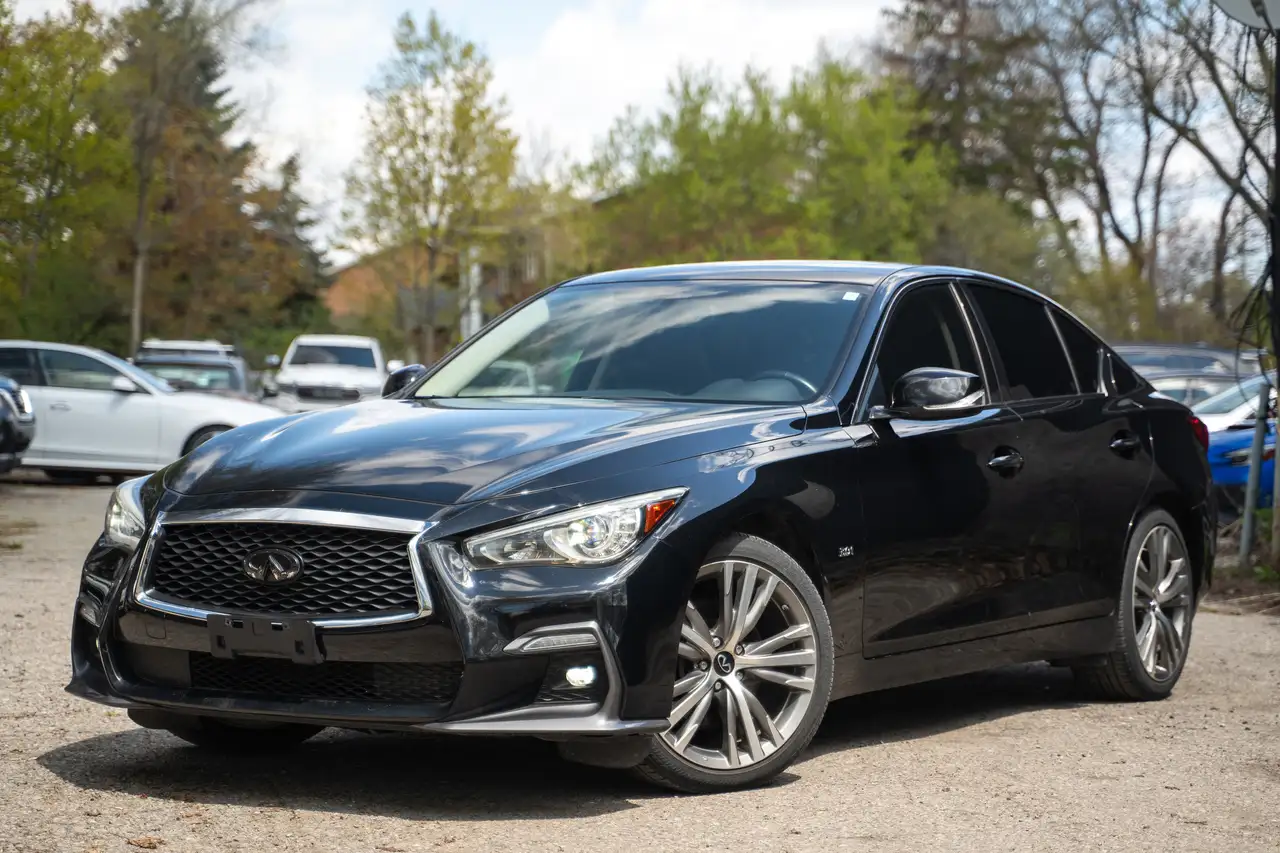 Infiniti Q50 снимка Infiniti Q50