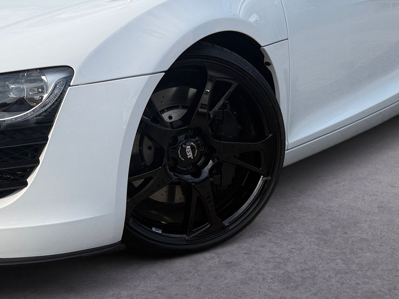 Audi R8 Coupe*quattro*B&O*LED*Carbon*Magnetic* — photo 6