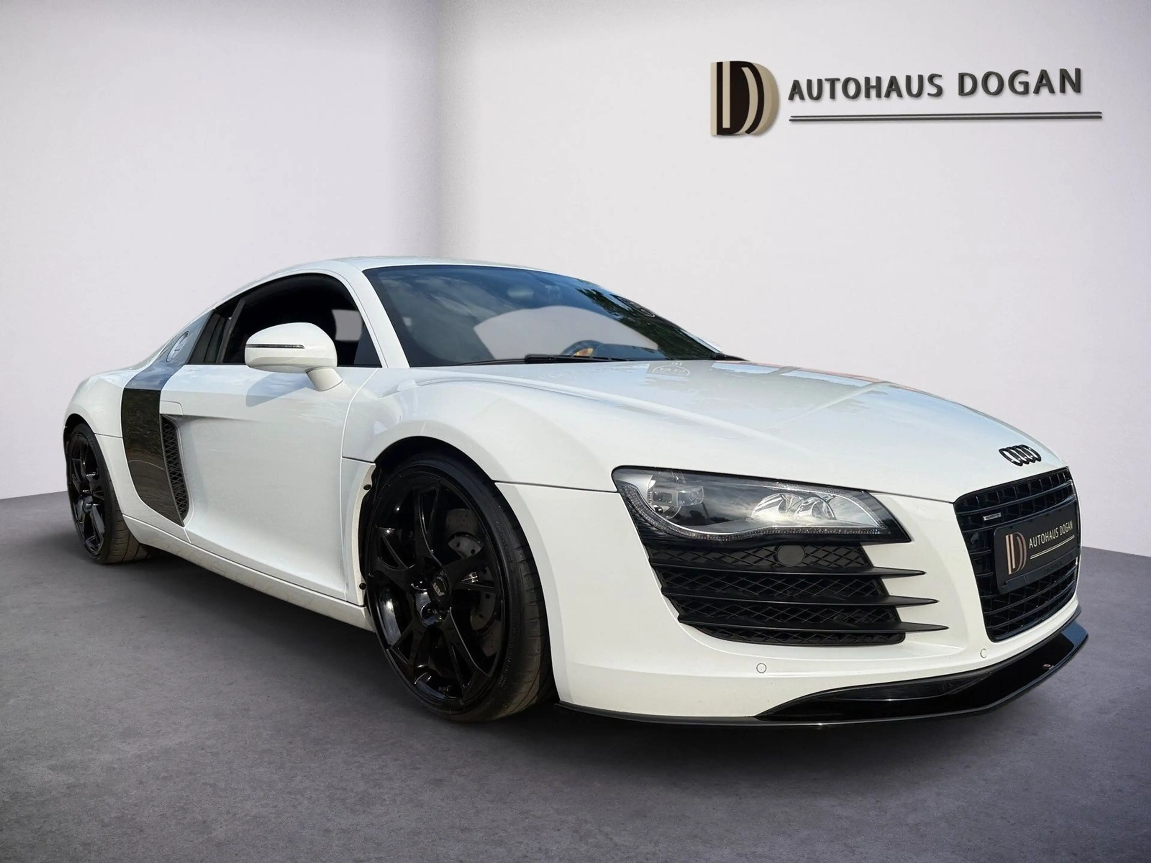 Audi R8 Coupe*quattro*B&O*LED*Carbon*Magnetic* — photo 2