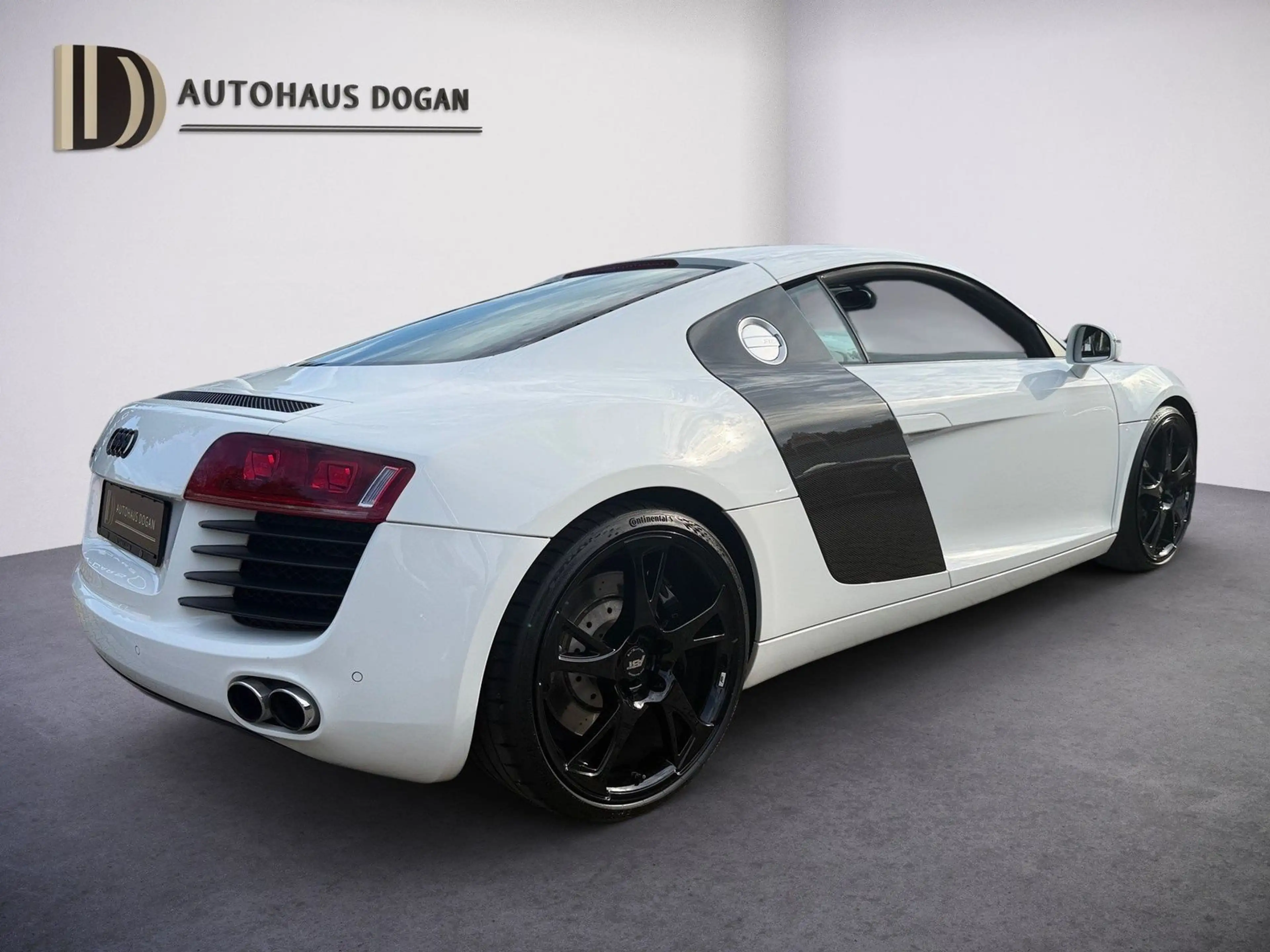 Audi R8 Coupe*quattro*B&O*LED*Carbon*Magnetic* — photo 3
