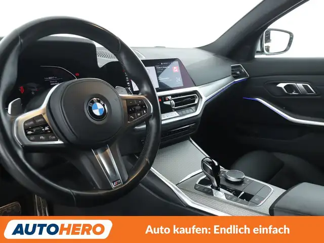 BMW 3 Series view 11